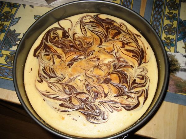 Chocolate Swirl Cheesecake
